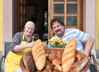 Frühlingstreff beim Josefimarkt bei der Bäckerei Wiegele