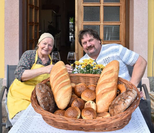 Frühlingstreff beim Josefimarkt bei der Bäckerei Wiegele