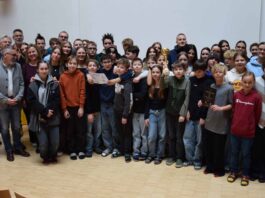 100 Kilo Plastik gesammelt: Erfolgreiche Zwischenpräsentation des Schulprojekts