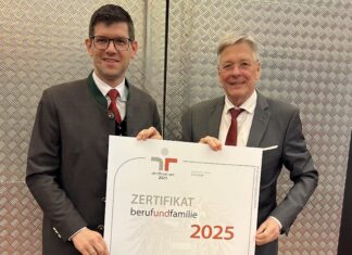 Familie und Beruf im Einklang: Land Kärnten erneut als familienfreundlicher Arbeitgeber zertifiziert