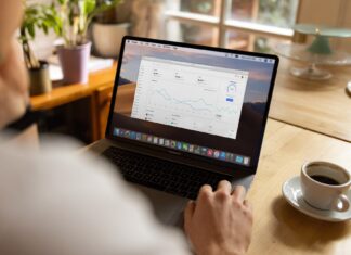 Betrug über Online-Investmentplattform: 36-Jähriger verliert mehrere Zehntausend Euro