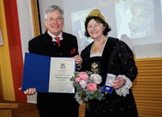 Kärntner Lorbeer in Gold: Auszeichnungen beim Landestreffen der Goldhaubenfrauen