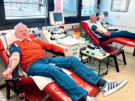 Brüder spenden Leben: 200 Blutspenden aus Oberkärnten