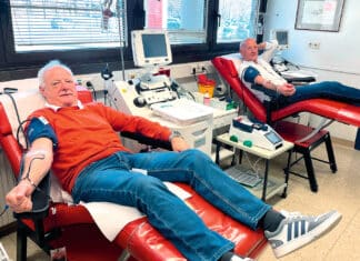 Brüder spenden Leben: 200 Blutspenden aus Oberkärnten