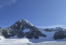 Rettungseinsatz am Großglockner: Alpinisten aus Bergnot per Notarzthubschrauber gerettet