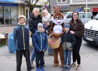 Der Oster-Bauernmarkt in Hermagor lockte zahlreiche Besucher an