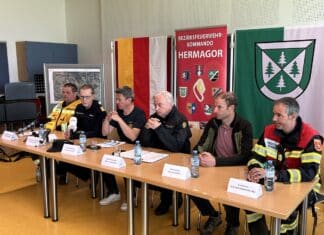 Waldbrand im Lesachtal: Lage entspannt sich – Einsatz bleibt herausfordernd