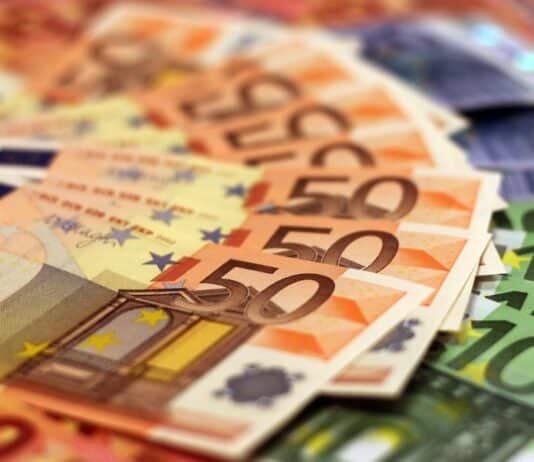 Schreiben vom Finanzamt ignoriert: AK Kärnten rettet Steuergutschrift über 20.000 Euro