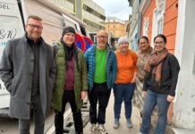 Prominenter Besuch: Schauspieler Simon Schwarz zu Gast bei pro mente kärnten