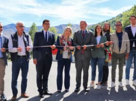 Plöckenpass wieder offen: Grenzverbindung nach fast drei Jahren Sperre feierlich freigegeben