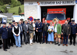 Feuerwehrfest mit Fahrzeugsegnung in Bad Bleiberg