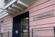 Prozessauftakt: Vorwürfe über 640.000 Euro aus mutmaßlichem Prostitutionshandel
