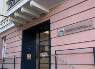 Prozessauftakt: Vorwürfe über 640.000 Euro aus mutmaßlichem Prostitutionshandel