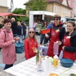 Frühlingsbauernmarkt wurde zum Treffpunkt für die ganze Familie