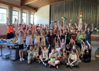 52 Kinder verwandelten Kirchbach in eine LEGO-Stadt