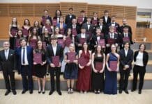 Matura geschafft: Die Klassen 8A und 8B des BORG Hermagor feierten ihren Abschluss
