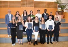 Matura geschafft: Feierlicher Abschied für die 5HW der HLW Hermagor