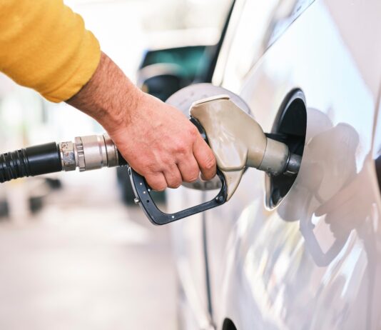 Spritpreise im Mai gesunken – Diesel deutlich billiger als im April