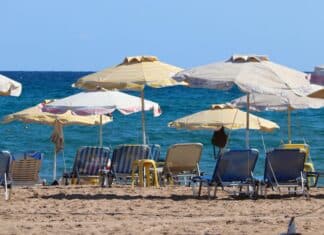 Italien-Urlaub: Sonnenschirm-Verbot und 20.000 Liegen weniger am Strand