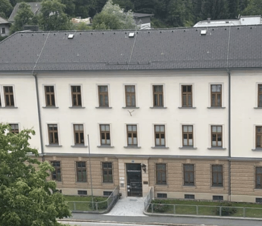 Geplante Schließung der Bezirksgerichte vom Tisch?