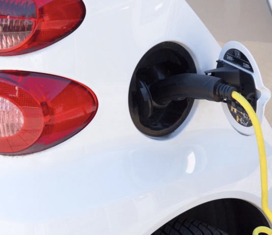 E-Autos boomen: So viele neue Elektroautos wie noch nie zugelassen