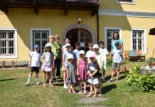 Sommeratelier begeisterte junge Künstler in Nötsch