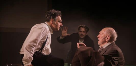 Gelungene Premiere für „Radetzkymarsch“ im Theaterzelt in St. Daniel