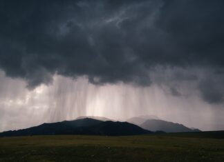 Die Ruhe vor dem Sturm: Unwettergefahr bleibt auch heute bestehen