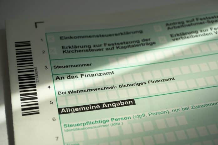 webandi-tax-return-1368168_1280