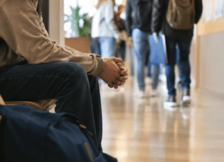 Langzeitarbeitslosigkeit steigt: AK setzt auf Weiterbildung und neue Chancen