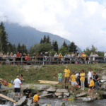 Bunte Enten erobern den Mühlbach: Das Kiwanis-Gailtal Entenrennen kehrt zurück!