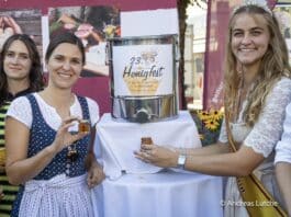 23. Honigfest in Hermagor feierlich eröffnet – Theresa Rernböck ist neue Österreichische Honigkönigin