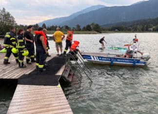 Seenot am Pressegger See: Wasserrettung und Feuerwehr im Einsatz