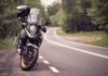 Überholmanöver endet im Krankenhaus – Motorradfahrer (49) verletzt
