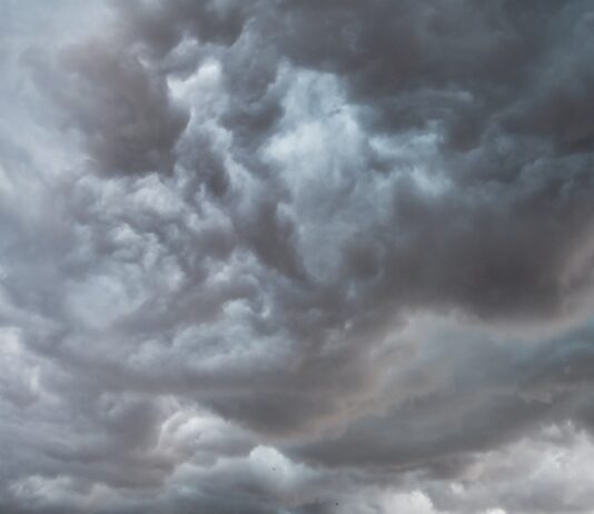 Kaltfront bringt Gewitter – wo es heute ungemütlich wird