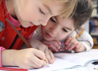 Schulstart bringt Hochsaison im Papierfachhandel
