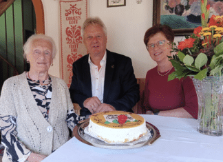 100 Jahre – und jeder Tag ein Geschenk: Älteste Gemeindebürgerin feiert Geburtstag