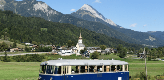 111 Jahre Gailtalbahn: Mit dem historischen Schienenbus durchs Gailtal