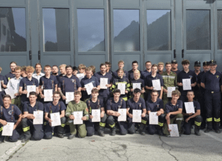 Ausbildung absolviert: 38 Feuerwehrmitglieder zu Tragkraftspritzen-Maschinisten geschult