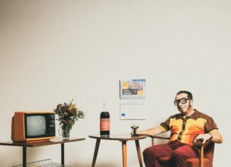 „Am Montag nach dem Urlaub mach ich blau“ – der neue Buzgi-Song ist da!