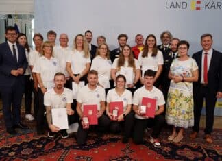 Land ehrt Lebensretterinnen und Lebensretter