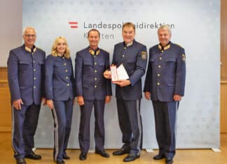Goldenes Verdienstzeichen für Klaus Rieger