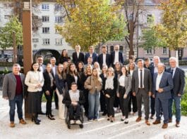 Erfolgsprojekt Lehrlingsakademie: 24 neue Verwaltungsassistentinnen und Verwaltungsassistenten für Kärntens Gemeinden