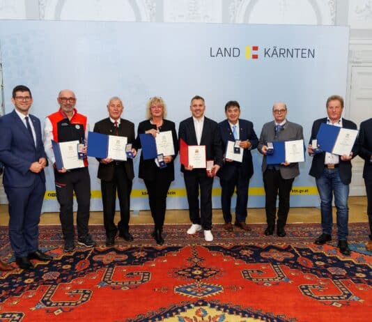 Land ehrt Menschen für ihre besonderen Verdienste