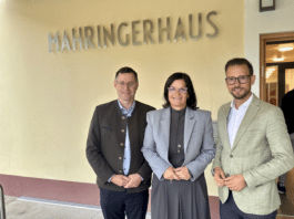 Alte Schule wird zum neuen Treffpunkt der Gemeinde