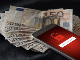 Hohe Gewinne versprochen: Lesachtaler (66) verliert mehrere Zehntausend Euro