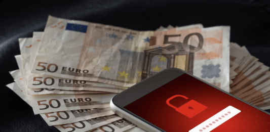 Hohe Gewinne versprochen: Lesachtaler (66) verliert mehrere Zehntausend Euro