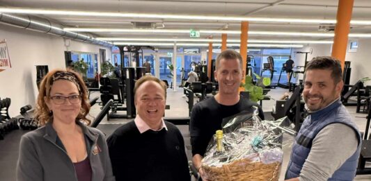 Siegfried Ronacher zu Besuch im „mygym“ in Hermagor